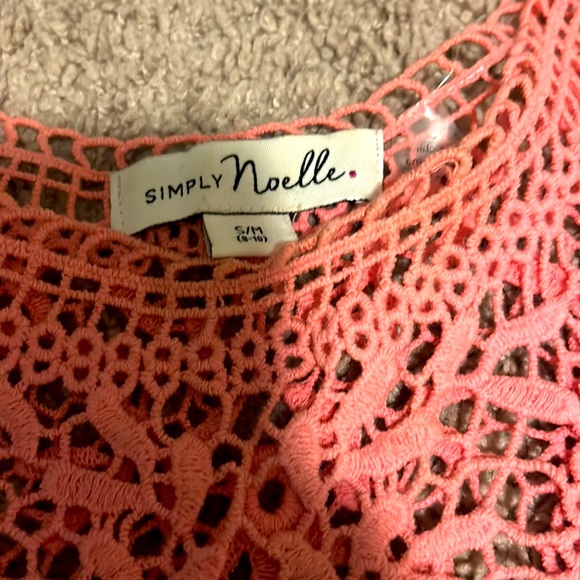 Beautiful pink lace top. Like new only worn once. - Picture 3 of 3